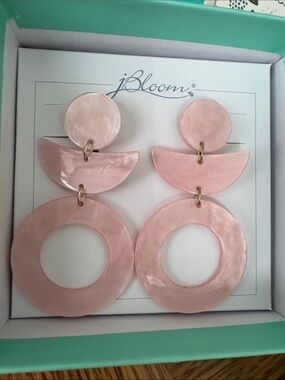 bloom Geometric Pink Acrylic Gold Drop Dangle Earrings women’s jewelry